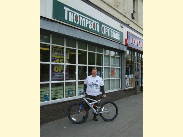 Darren pops in to Throckley